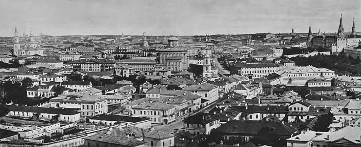 Фрагмент круговой фотопанорамы Москвы с храма Христа Спасителя 1897 года
